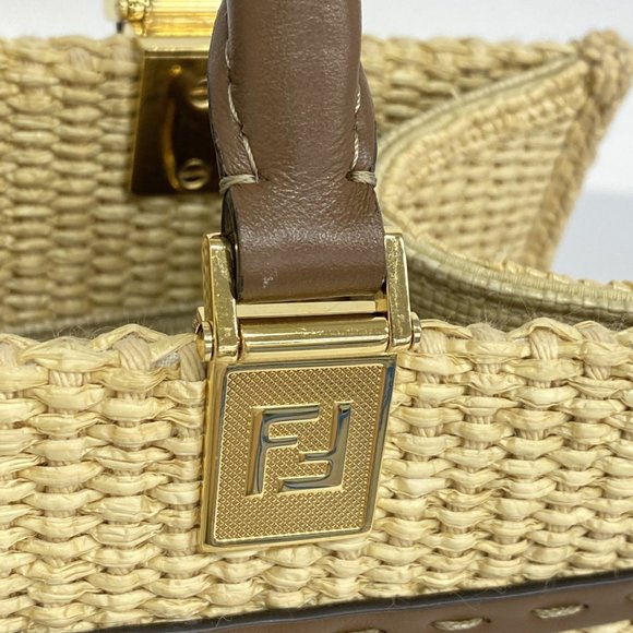 FENDI Brown Straw Bag - Picture 6 of 12